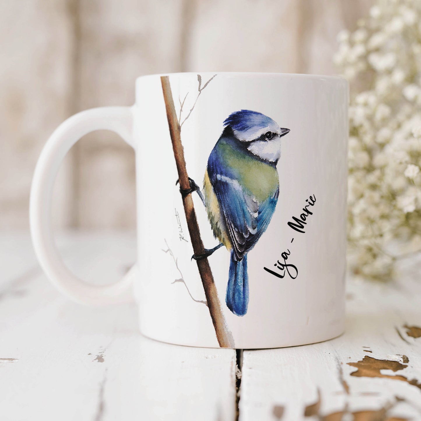 Blaumeise Tasse mit Name – handgemaltes Aquarellmotiv (11 oz & 15 oz)