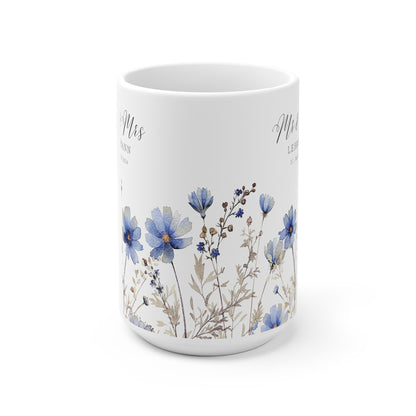 Blaue Wildblumen Hochzeitstasse mit Name – personalisierte Tasse zur Hochzeit oder Verlobung
